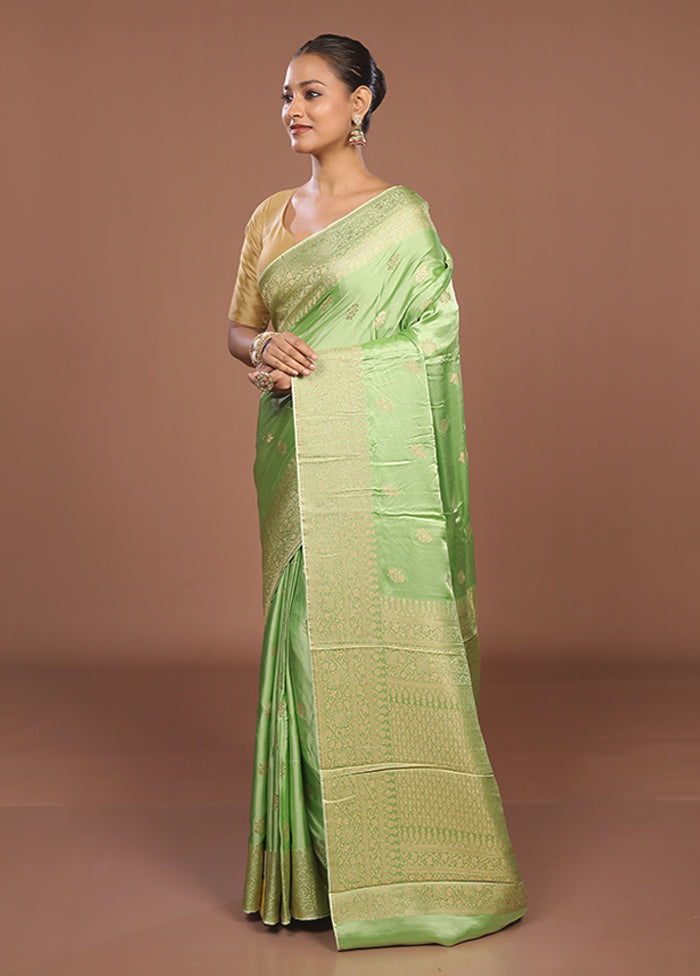Green Dupion Silk Saree With Blouse Piece