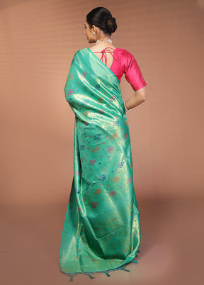 Green Dupion Silk Saree With Blouse Piece