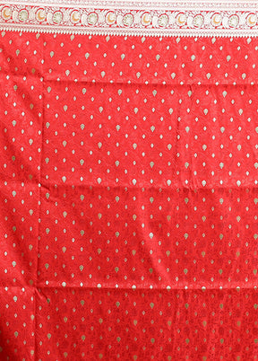 Green Handloom Tanchoi Pure Silk Saree With Blouse Piece