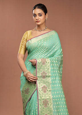 Green Cotton Saree With Blouse Piece
