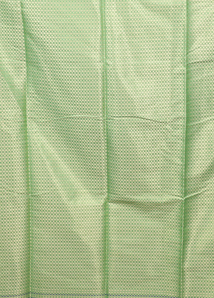 Green Cotton Saree With Blouse Piece