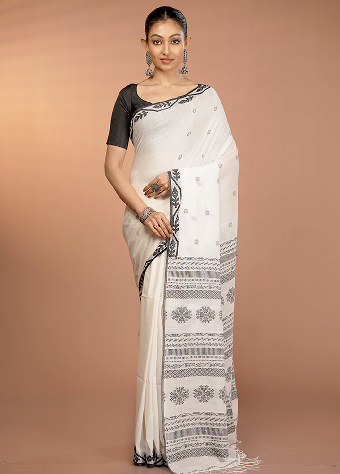 White Matka Silk Saree With Blouse Piece