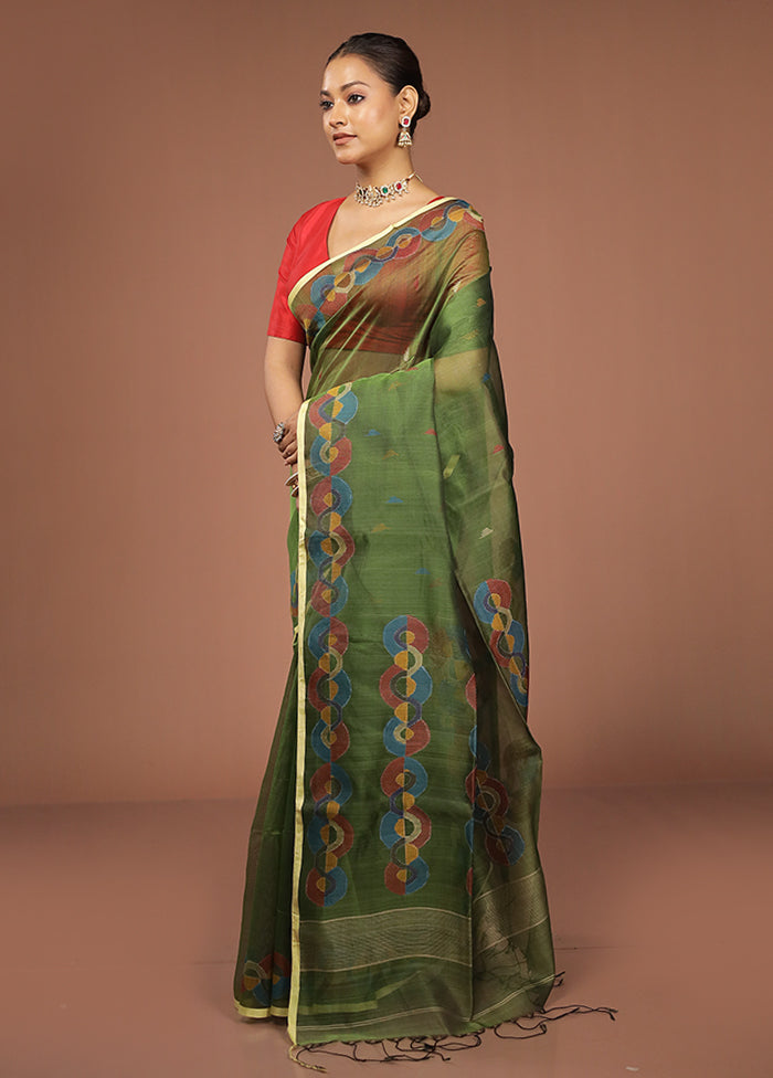 Green Handloom Matka Pure Silk Saree With Blouse Piece