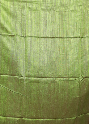 Green Handloom Matka Pure Silk Saree With Blouse Piece