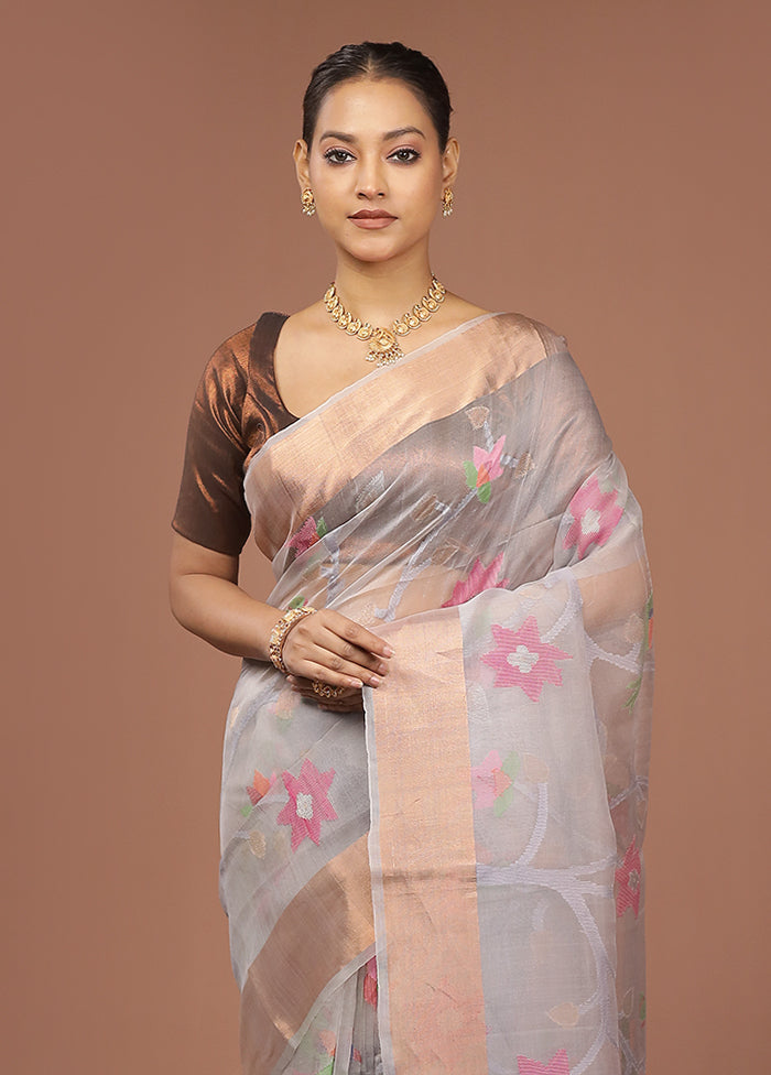 Grey Handloom Matka Pure Silk Saree With Blouse Piece