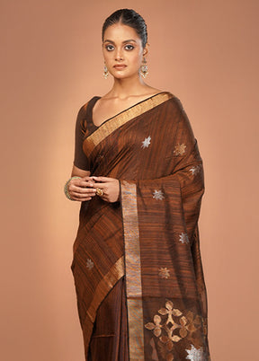 Brown Handloom Matka Pure Silk Saree With Blouse Piece