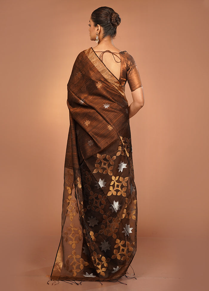 Brown Handloom Matka Pure Silk Saree With Blouse Piece