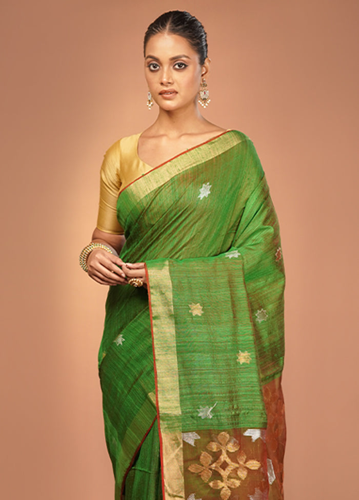 Green Handloom Matka Pure Silk Saree With Blouse Piece
