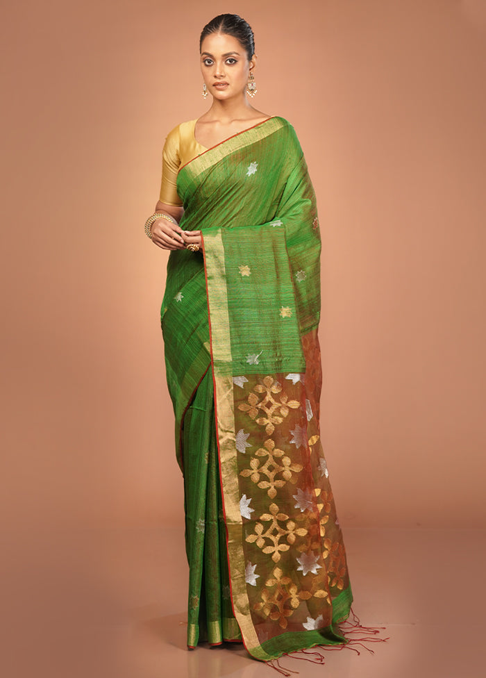 Green Handloom Matka Pure Silk Saree With Blouse Piece