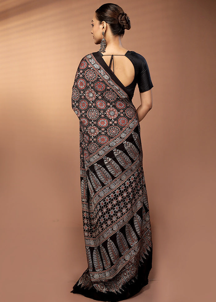 Black Printed Pure Silk Saree Without Blouse Piece