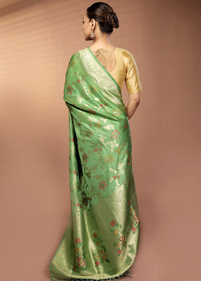 Green Dupion Silk Saree With Blouse Piece