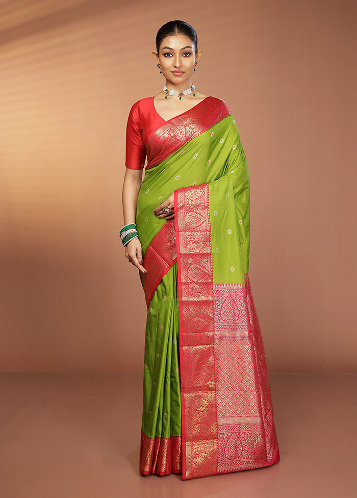 Green Kanjivaram Silk Saree With Blouse Piece