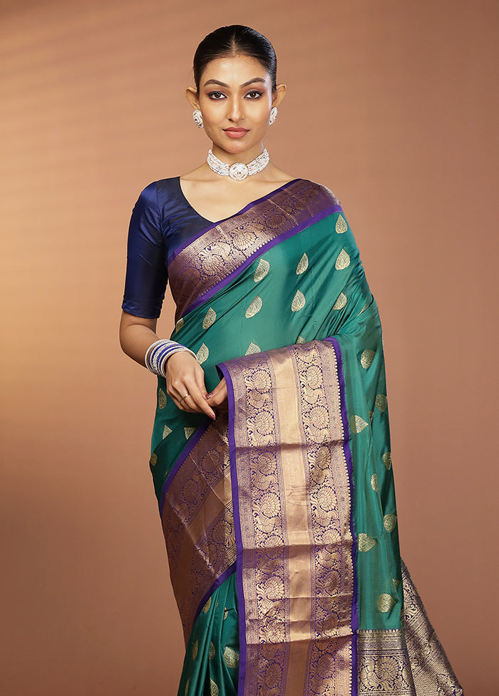 Green Handloom Kanjivaram Pure Silk Saree With Blouse Piece