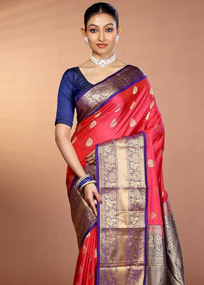 Pink Handloom Kanjivaram Pure Silk Saree With Blouse Piece