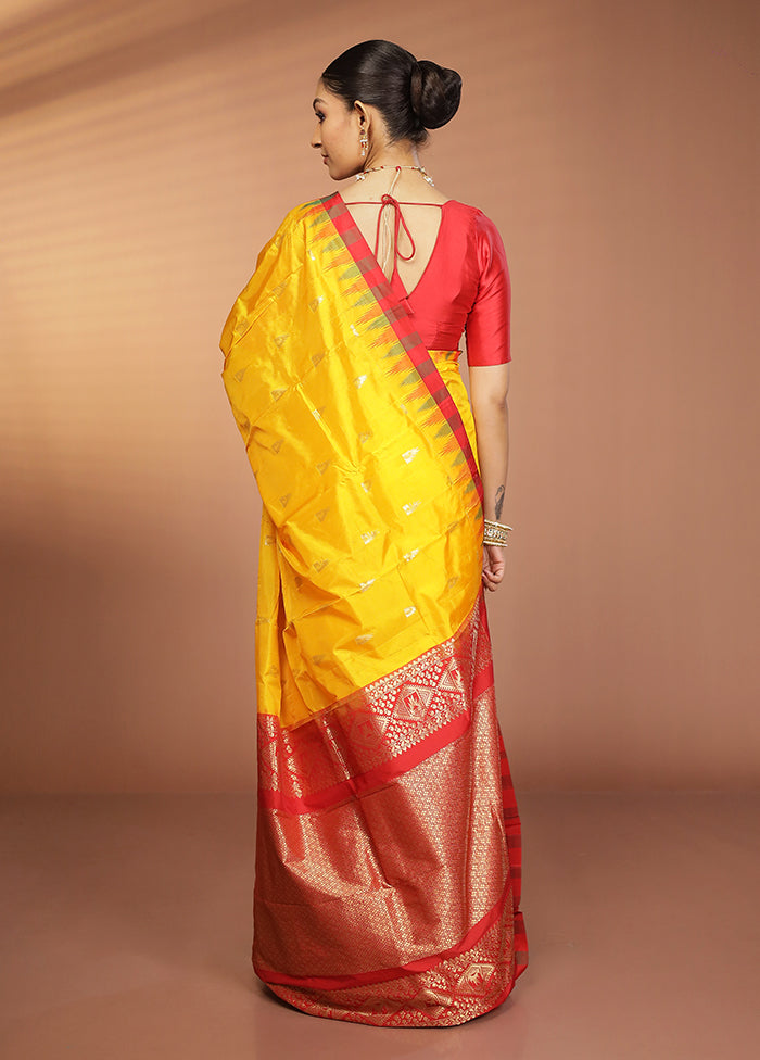 Yellow Kanjivaram Silk Saree With Blouse Piece
