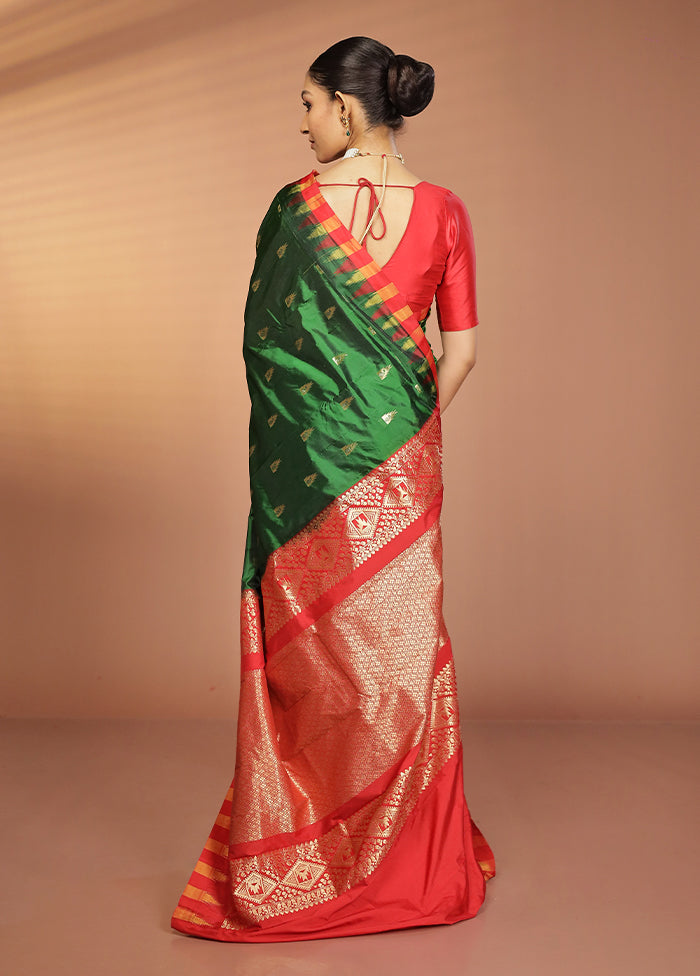 Green Kanjivaram Silk Saree With Blouse Piece