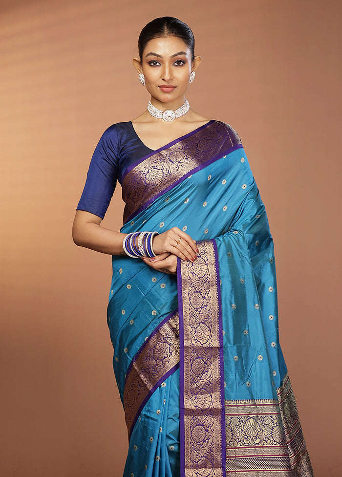 Blue Handloom Kanjivaram Pure Silk Saree With Blouse Piece