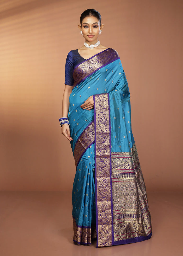 Blue Handloom Kanjivaram Pure Silk Saree With Blouse Piece