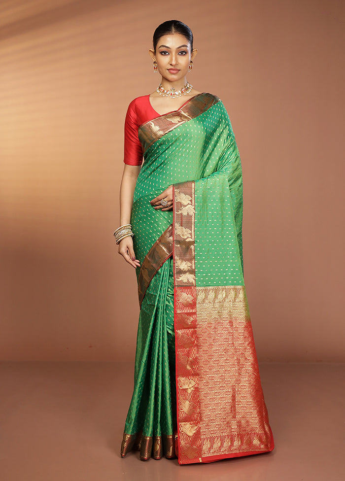 Green Handloom Kanjivaram Pure Silk Saree With Blouse Piece