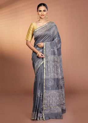 Grey Chanderi Silk Saree With Blouse Piece