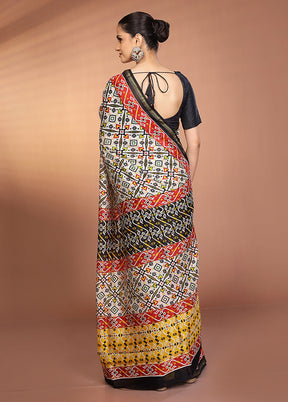 White Chanderi Silk Saree With Blouse Piece