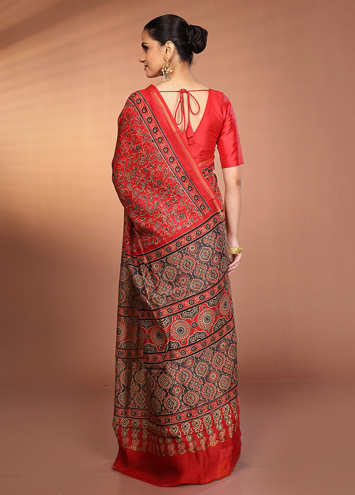 Red Chanderi Silk Saree With Blouse Piece