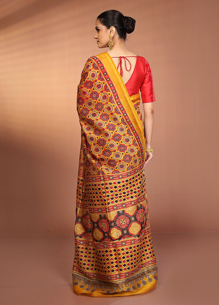 Yellow Chanderi Silk Saree With Blouse Piece