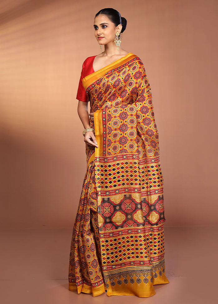 Yellow Chanderi Silk Saree With Blouse Piece