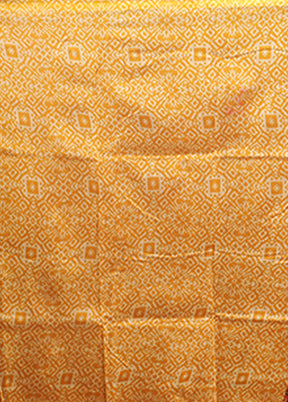 Yellow Chanderi Silk Saree With Blouse Piece