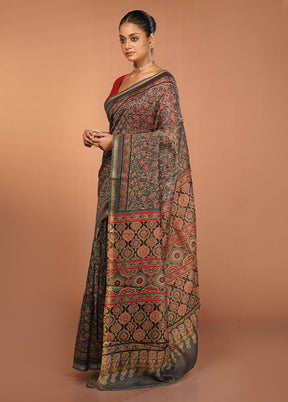 Grey Chanderi Silk Saree With Blouse Piece