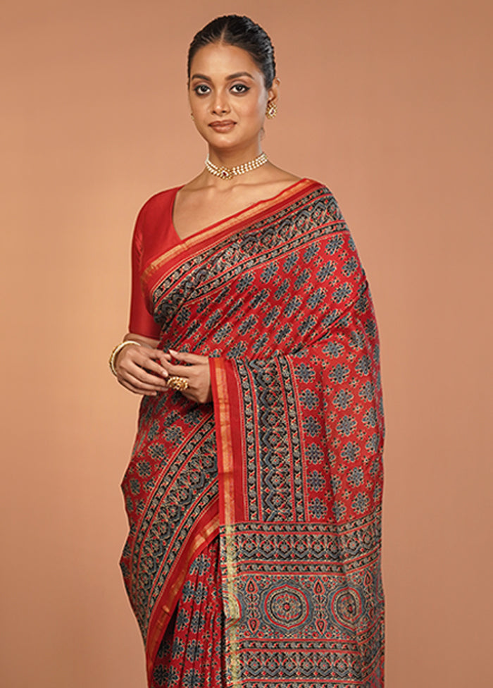 Red Chanderi Silk Saree With Blouse Piece