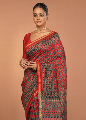 Red Chanderi Silk Saree With Blouse Piece