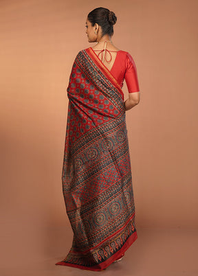 Red Chanderi Silk Saree With Blouse Piece