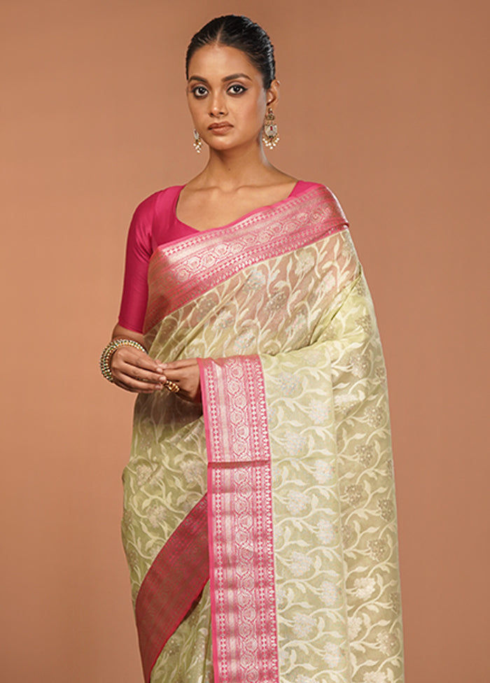 Green Kora Silk Saree With Blouse Piece