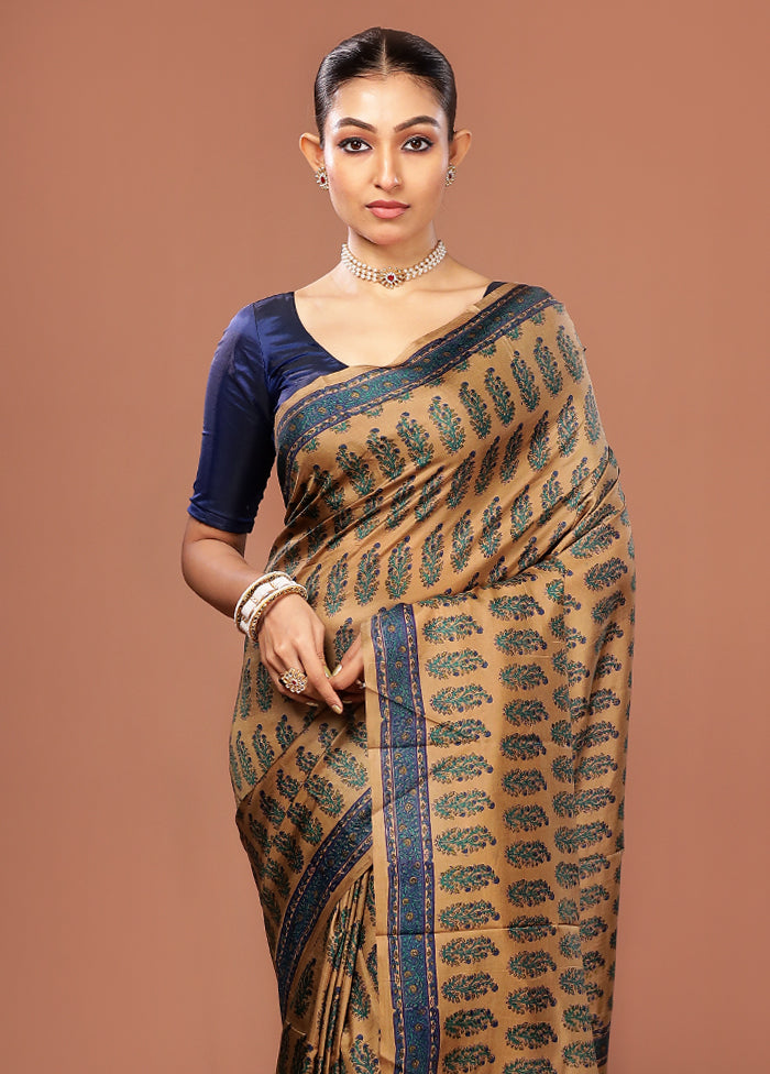 Cream Printed Pure Silk Saree Without Blouse Piece