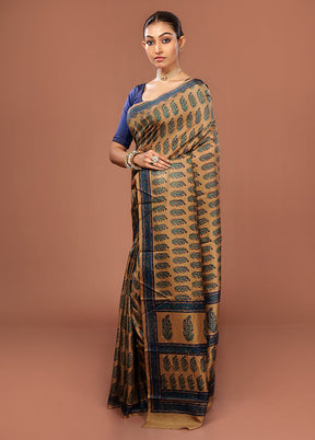 Cream Printed Pure Silk Saree Without Blouse Piece
