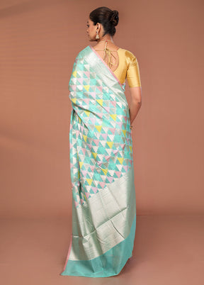 Green Kora Silk Saree With Blouse Piece