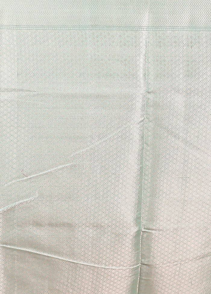 Green Kora Silk Saree With Blouse Piece