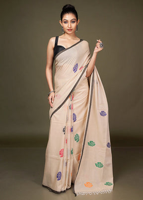 Cream Matka Silk Saree With Blouse Piece