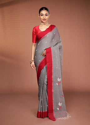 Grey Matka Silk Saree With Blouse Piece