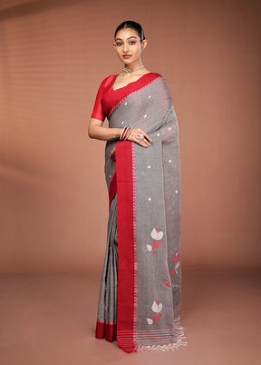 Grey Matka Silk Saree With Blouse Piece