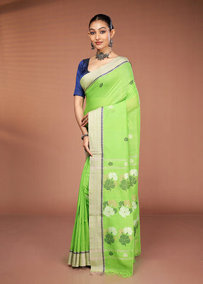Green Matka Silk Saree With Blouse Piece