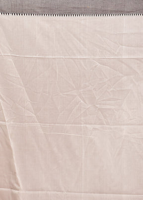 White Matka Silk Saree With Blouse Piece