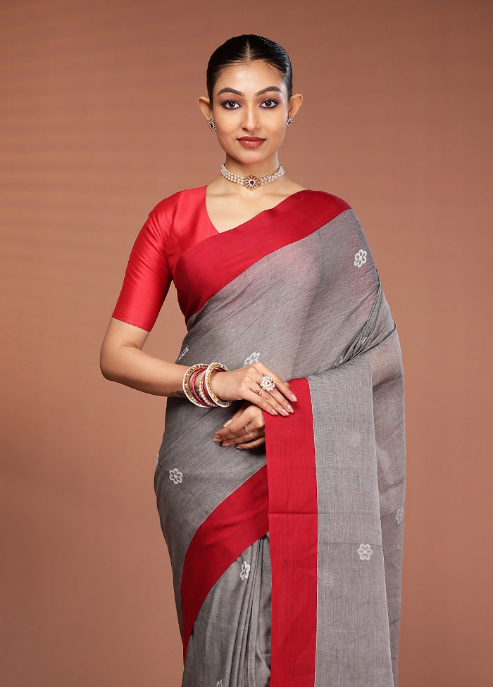 Grey Matka Silk Saree With Blouse Piece