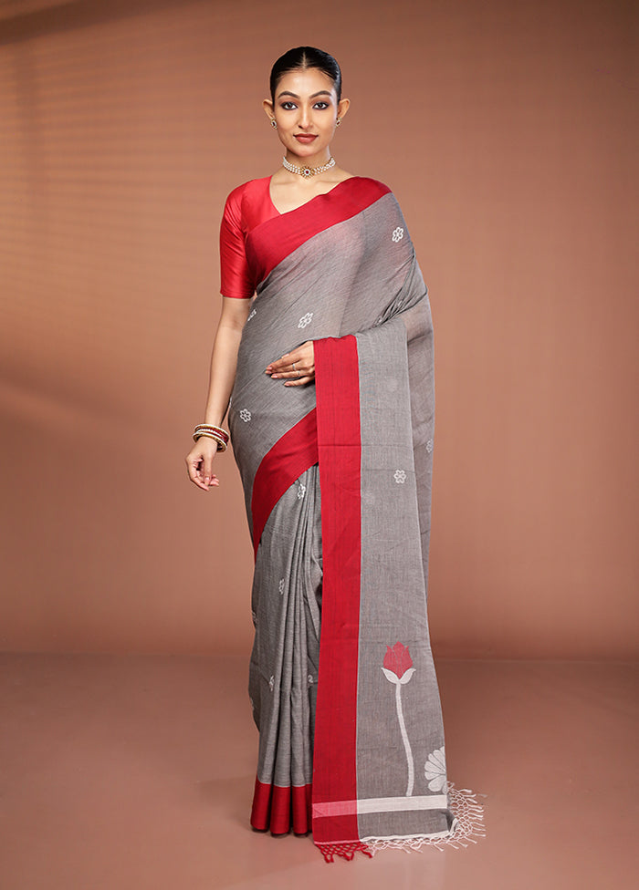 Grey Matka Silk Saree With Blouse Piece