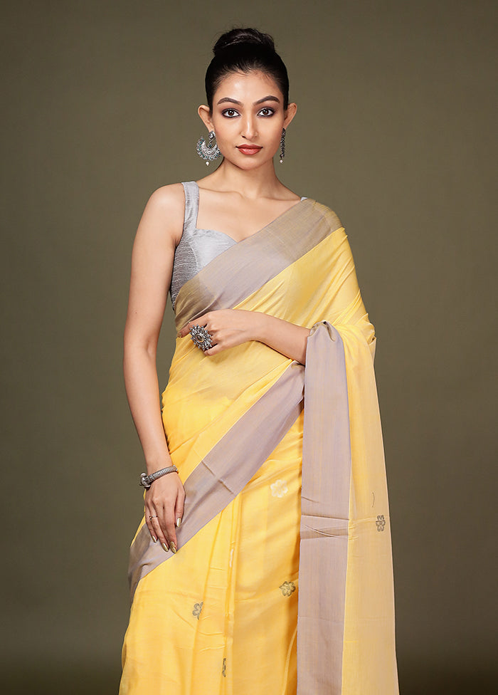 Yellow Matka Silk Saree With Blouse Piece