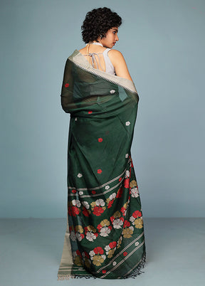Green Matka Silk Saree With Blouse Piece