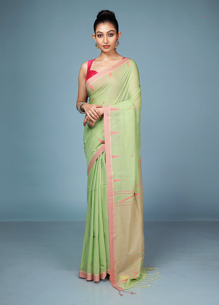 Green Matka Silk Saree With Blouse Piece