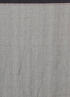 Grey Matka Silk Saree Without Blouse Piece