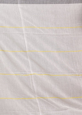 White Cotton Saree With Blouse Piece